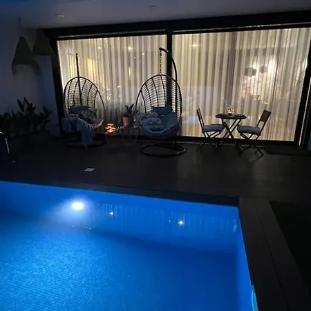 Dom wakacyjny Moradia De Luxo Com Piscina Privada *
