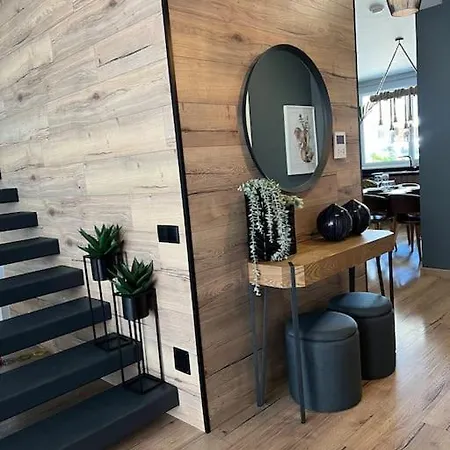 Moradia De Luxo Com Piscina Privada
